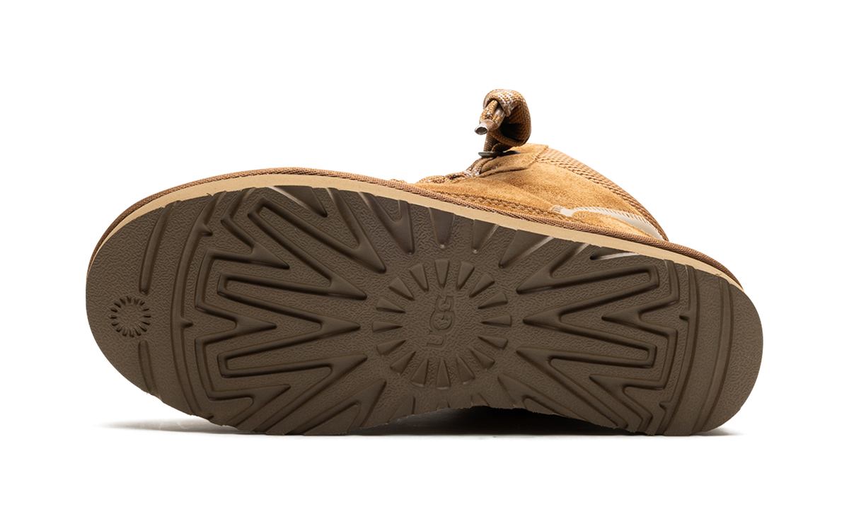 Overkicks - UGG Highmel Chestnut (Womens) (1145390-CHE) - vista superior
