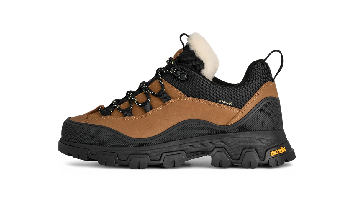 Overkicks - UGG MetroTrek Hiker Chestnut (Womens) (1171434-CHE) - vista lateral