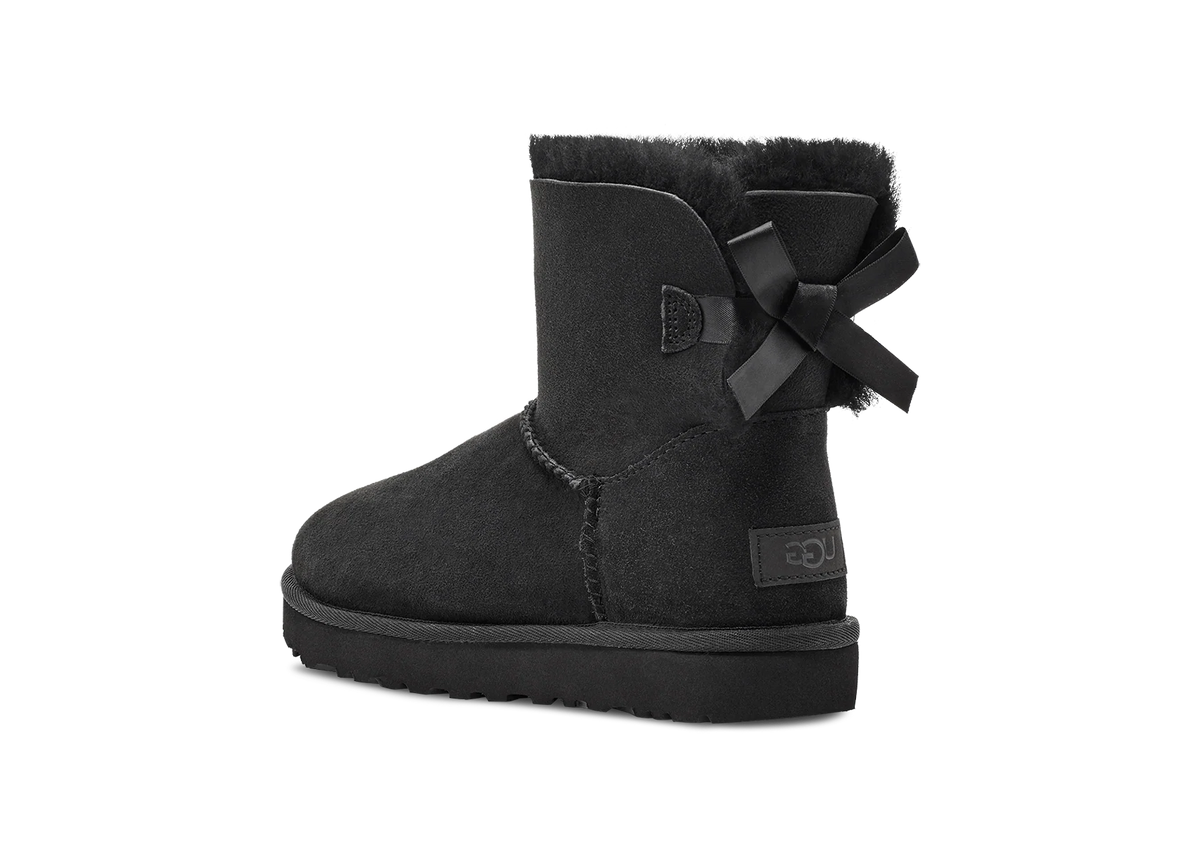 Overkicks - UGG Mini Bailey Bow II Black (Womens) (1016501-BLK) - vista lateral