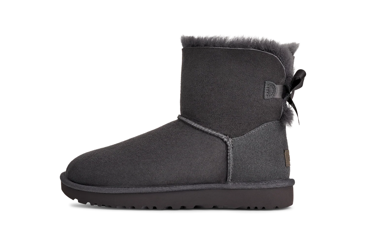 Overkicks - UGG Mini Bailey Bow II Obsidian (Womens) (1016501-OBS) - vista lateral