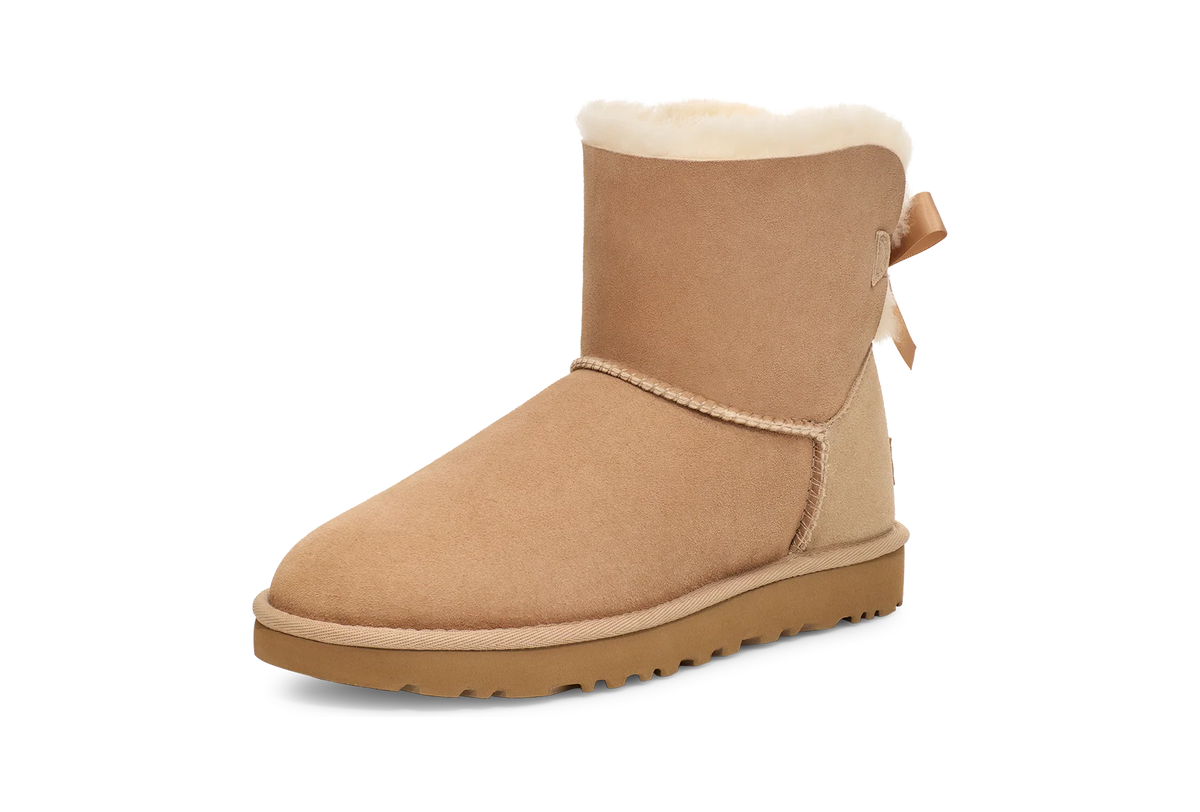 Overkicks - UGG Mini Bailey Bow II Sand (Womens) (1016501-SAN) - detalle suela