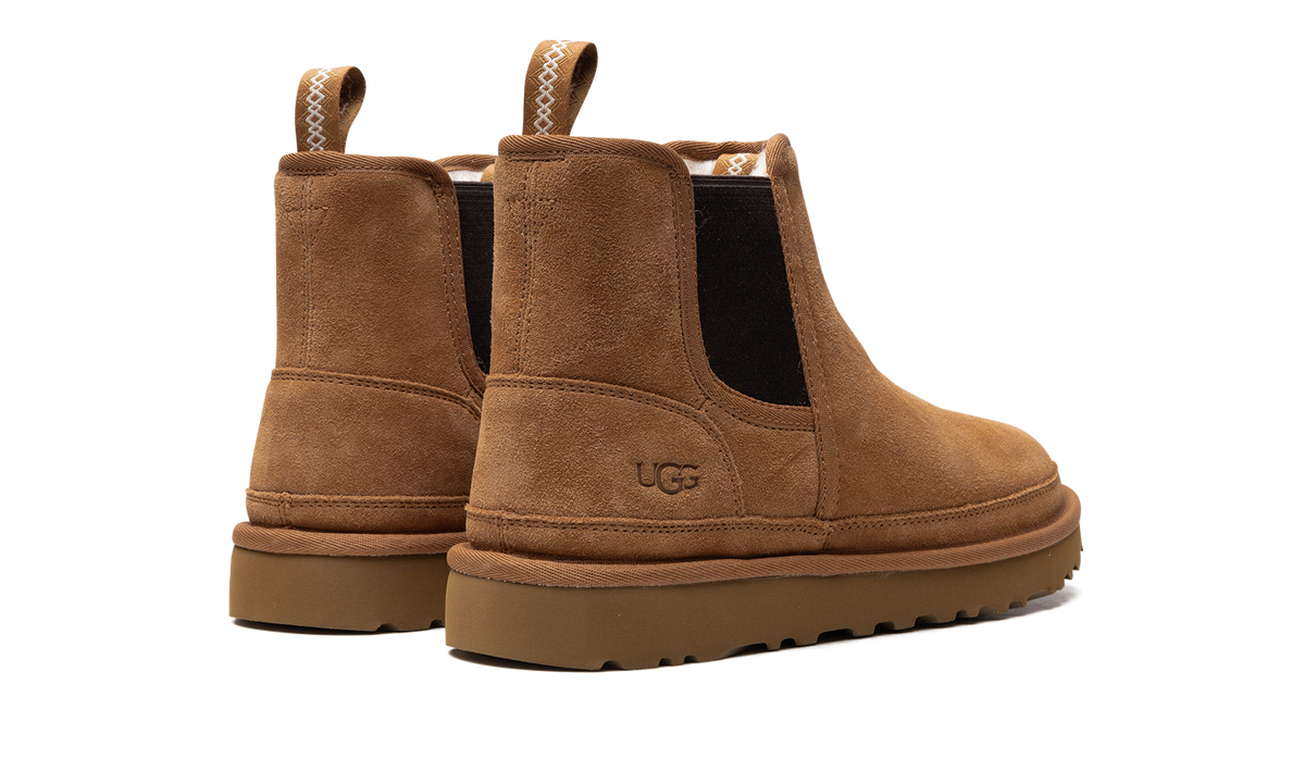 Overkicks - UGG Neumel Chelsea Boot Chestnut (1121644-CHE) - par completo