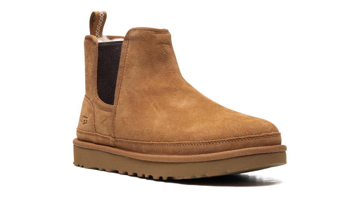 Overkicks - UGG Neumel Chelsea Boot Chestnut (1121644-CHE) - detalle lateral interior