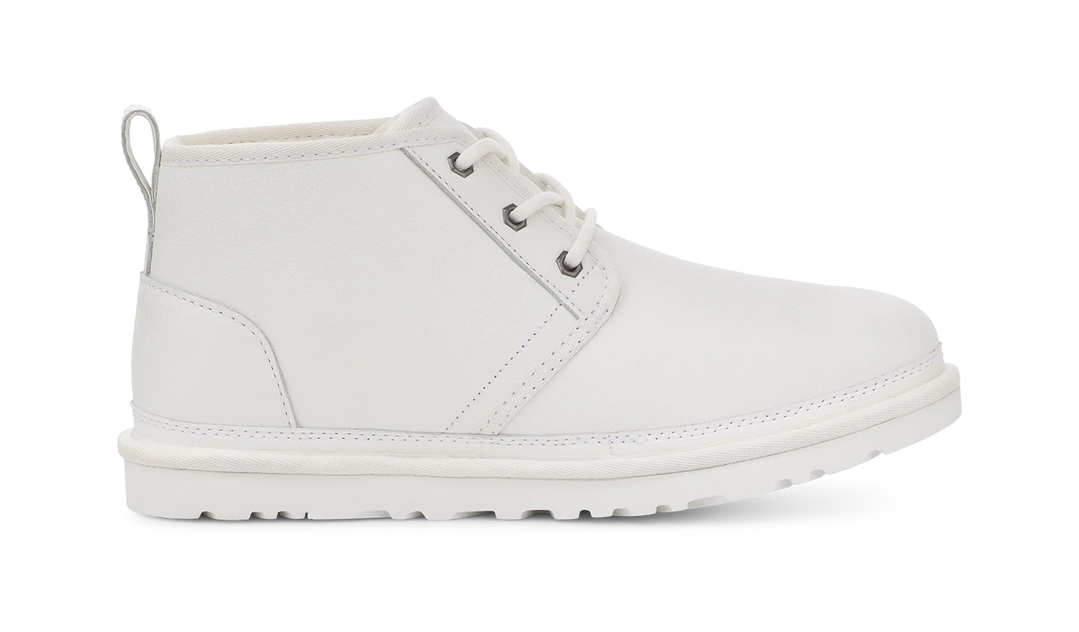 Overkicks - UGG Neumel Leather Boot White (1133777-WWH) - par completo