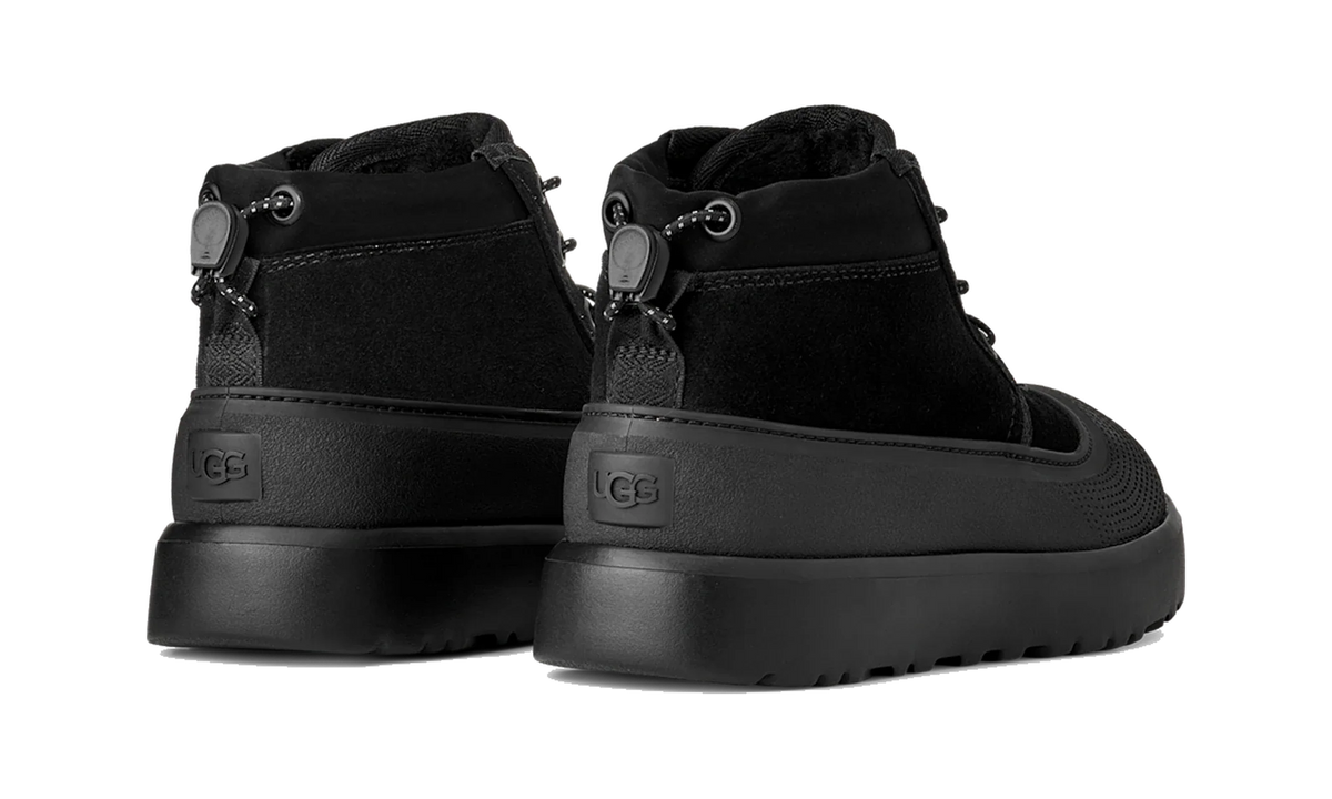 Overkicks - UGG Neumel Weather Hybrid Boot Black (Kids) (1171299K-BLK) - imagen 4
