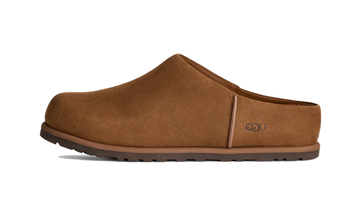 Overkicks - UGG Otzo Clog Dark Chestnut (Womens) (1181130-DKC) - vista lateral