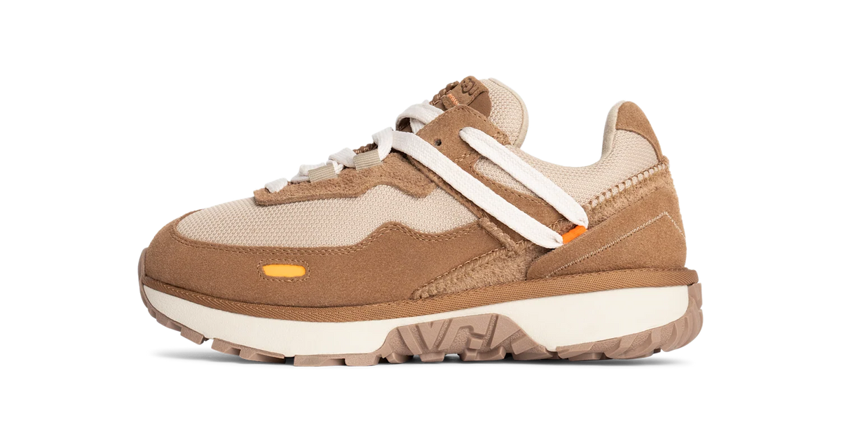Overkicks - UGG RetroFi Low Chestnut (Womens) (1167491-CHE) - vista lateral