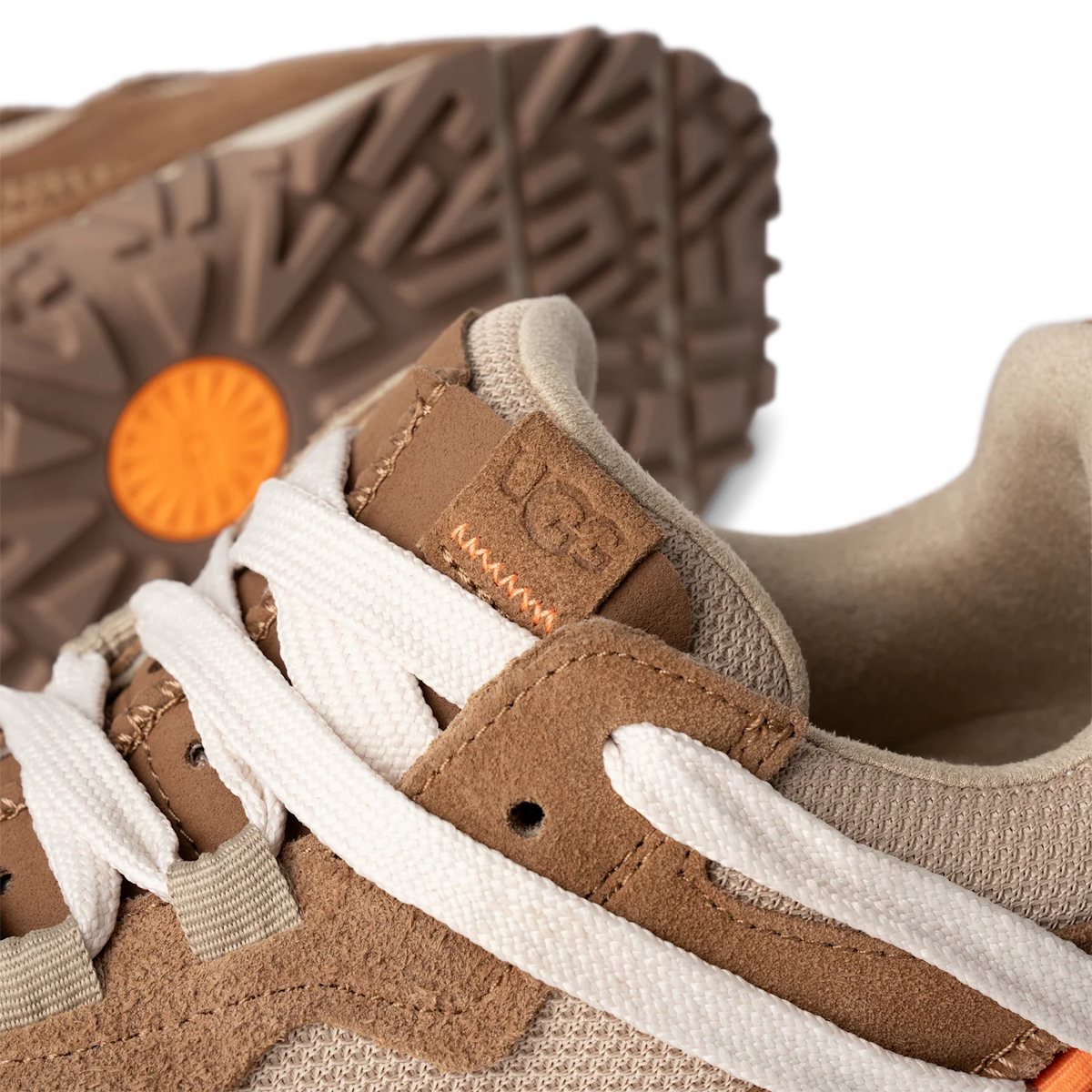 Overkicks - UGG RetroFi Low Chestnut (Womens) (1167491-CHE) - detalle suela