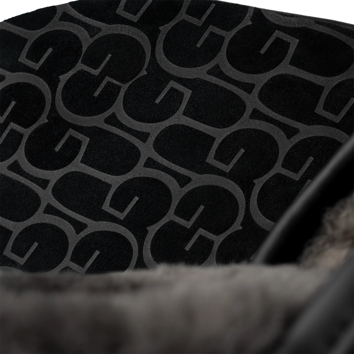 Overkicks - UGG Scuff Leather Slipper Black (1108192-BLK) - detalle suela
