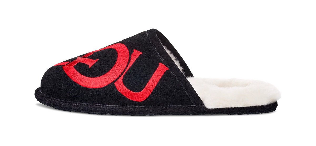 Overkicks - UGG Scuff Logo Slipper Black Red (1101324-BLK) - vista lateral