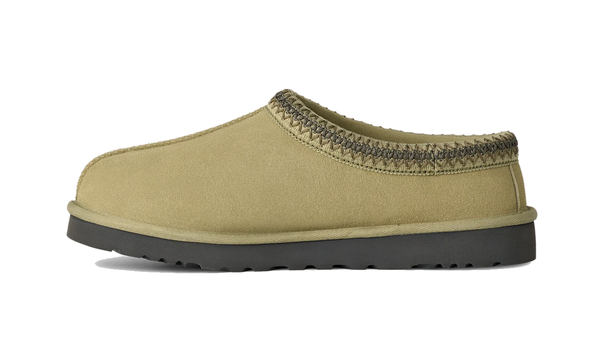 Overkicks - UGG Tasman II Slipper Muted Brass Magnolia Leaf (1174671-MSMG) - par completo