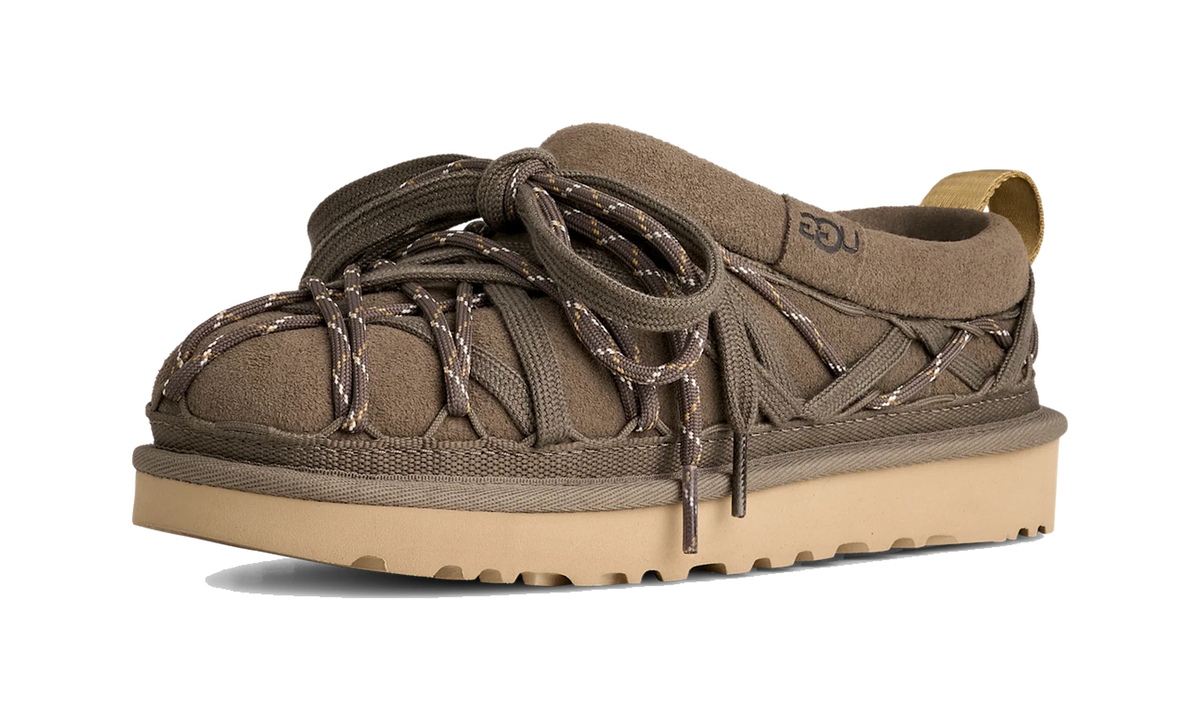 Overkicks - UGG Tasman Lace Dried Oregano (Womens) (1175190-DDRG) - vista trasera