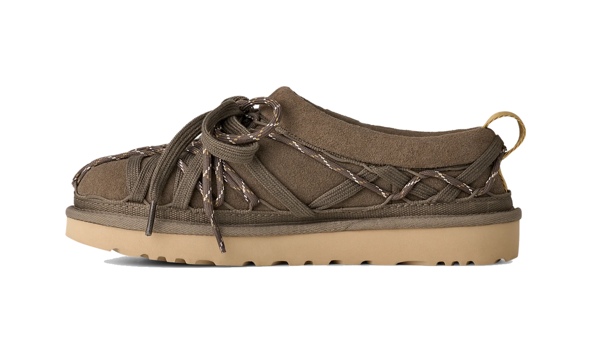 Overkicks - UGG Tasman Lace Dried Oregano (Womens) (1175190-DDRG) - par completo