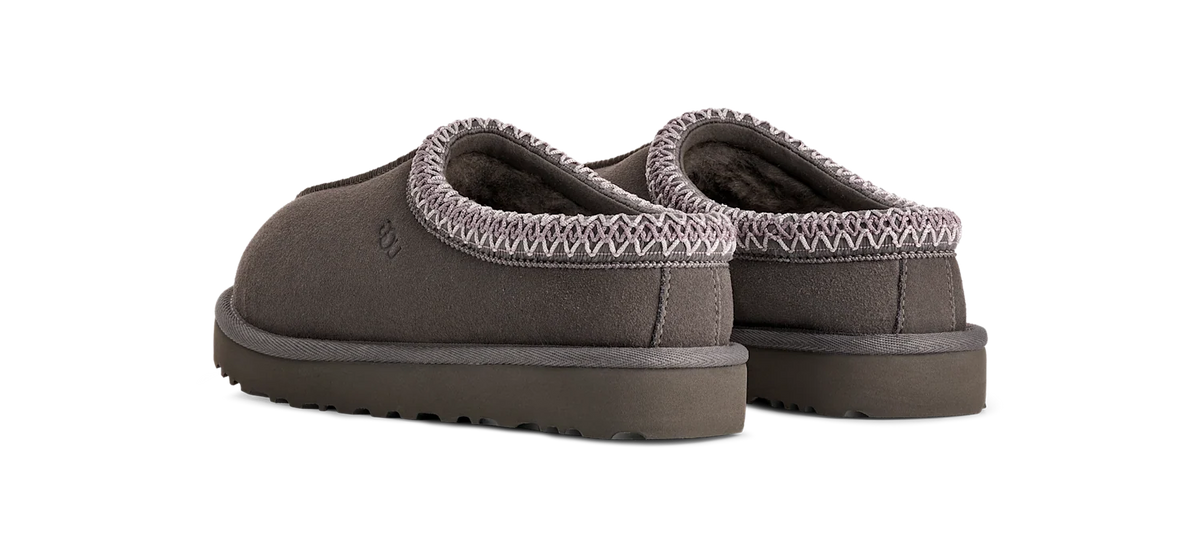 Overkicks - UGG Tasman Slipper Charcoal Sugarplum (Womens) (5955-CCLS) - vista trasera