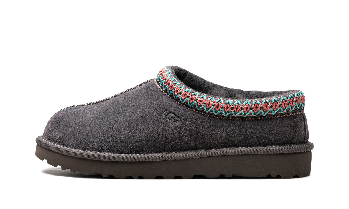 Overkicks - UGG Tasman Slipper Dark Grey (Womens) (5955-DGRY) - vista lateral