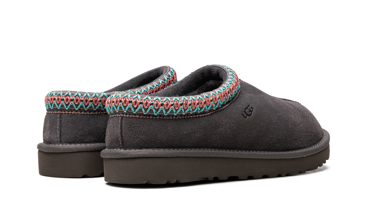 Overkicks - UGG Tasman Slipper Dark Grey (Womens) (5955-DGRY) - par completo