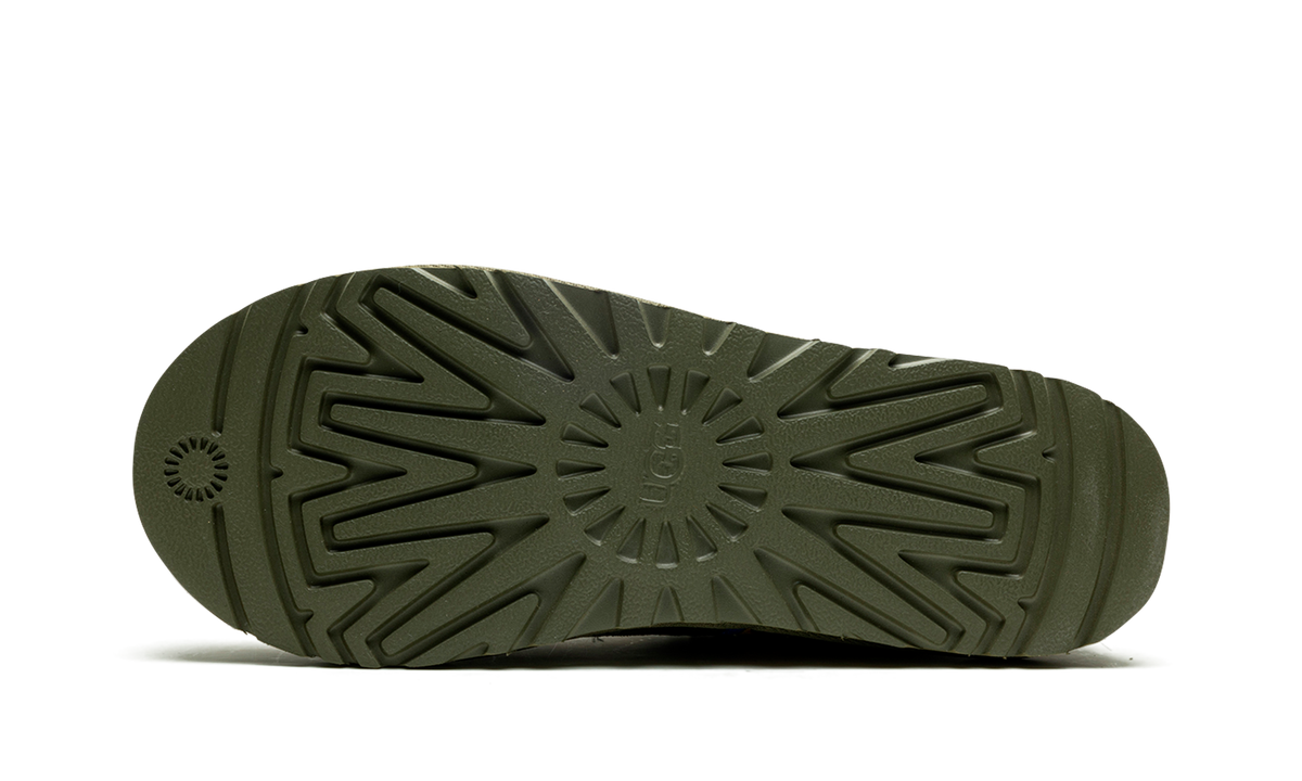 Overkicks - UGG Tasman Slipper Palace Burnt Olive (1157290-BTOL) - vista superior