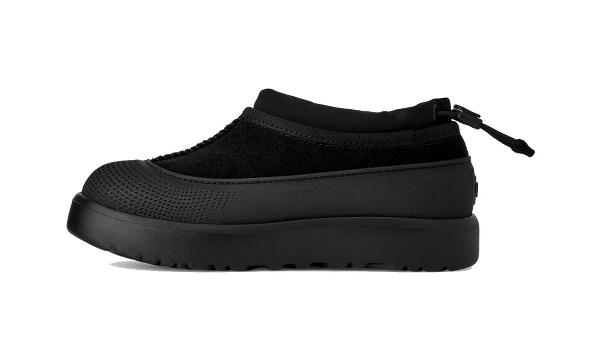 Overkicks - UGG Tasman Weather Hybrid Slipper Black (Kids) (1171171K-BLK) - imagen 3