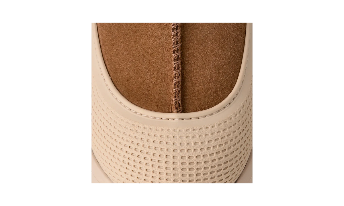 Overkicks - UGG Tasman Weather Hybrid Slipper Chestnut Whitecap (Kids) (1171171K-CWTC) - imagen 5