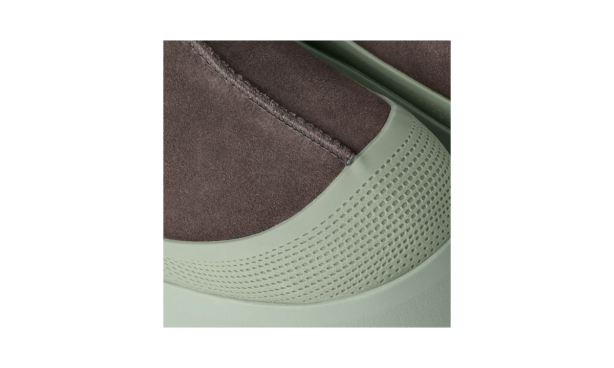 Overkicks - UGG Tasman Weather Hybrid Slipper Dense Smoke Artichoke (1144096-DHK) - vista superior