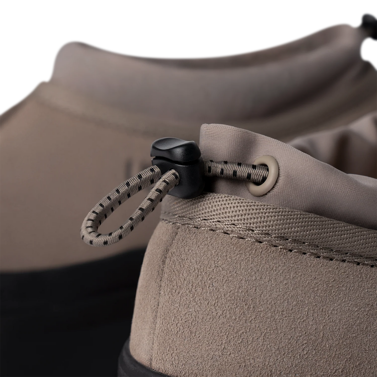 Overkicks - UGG Tasman Weather Hybrid Slipper Smoke Plume Black (1144096-SMKPL) - vista superior