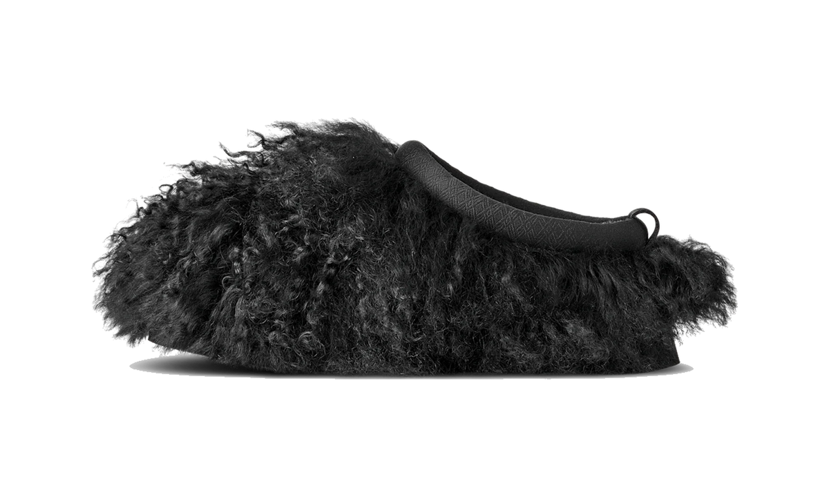 Overkicks - UGG Tazz Fluff Momma Slipper Black (Womens) (1179371-BLK) - par completo