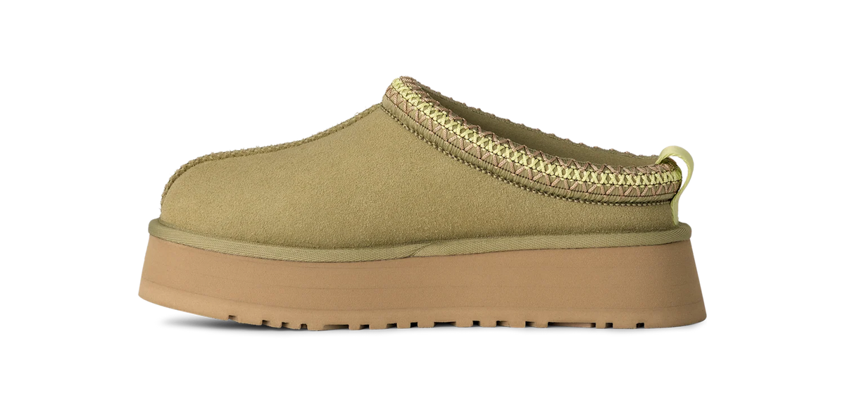 Overkicks - UGG Tazz II Slipper Muted Brass (Womens) (1174471-MBRS) - par completo