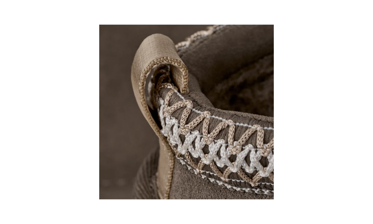 Overkicks - UGG Tazz Slipper Dried Oregano (Kids) (1143776K-DDRG) - imagen 5