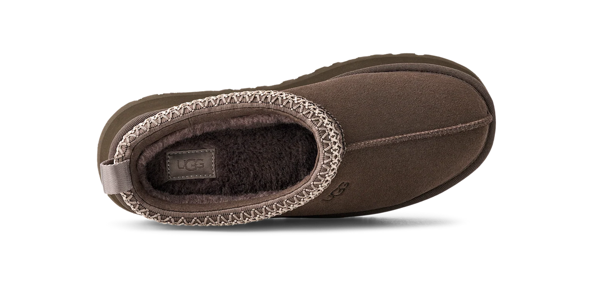 Overkicks - UGG Tazz Slipper Molasses (Womens) (1122553-MLSS) - detalle talon