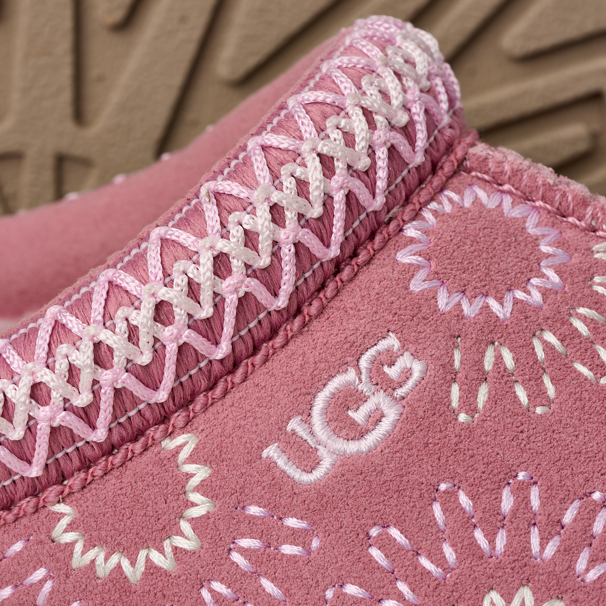 Overkicks - UGG Tazz Sun Stitch Slipper Horizon Pink (Kids) (1175210K-HNPN) - imagen 5