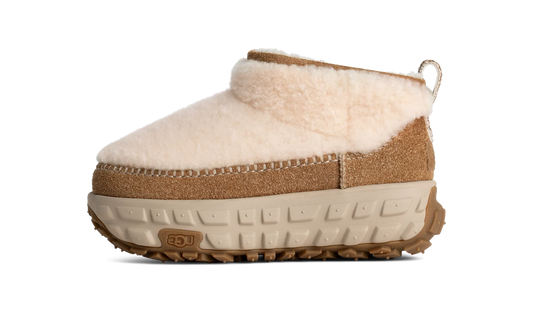 Overkicks - UGG Venture Daze Ultra Mini Cozy Boot Natural (1161790-NAT) - vista lateral