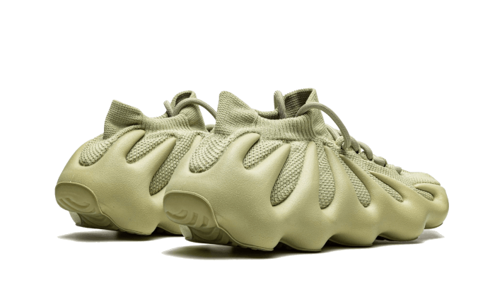 Overkicks - Yeezy 450 Resin (GY4110) - par completo