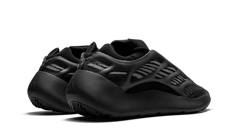 Overkicks - Yeezy 700 V3 Alvah (H67799) - par completo