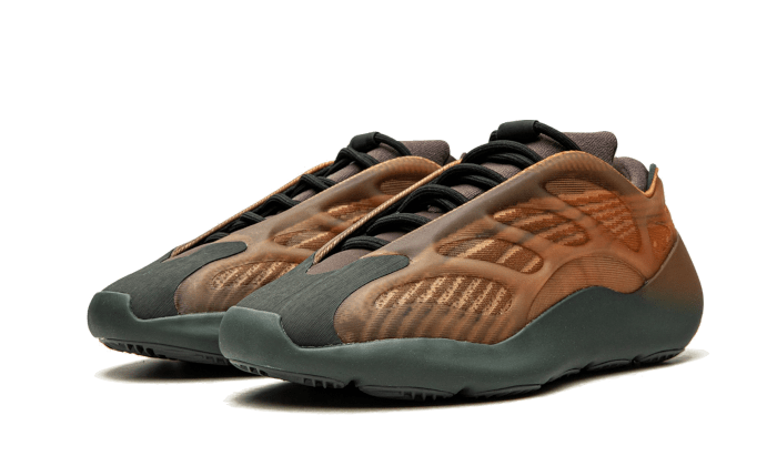 Overkicks - Yeezy 700 V3 Copper Fade (GY4109) - vista trasera