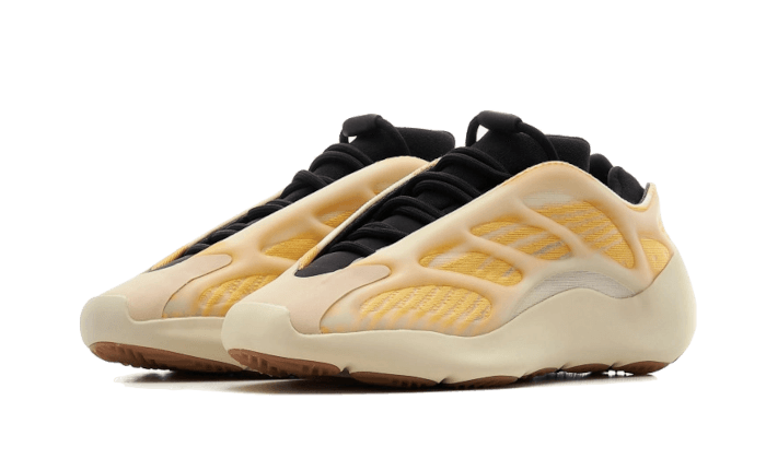 Overkicks - Yeezy 700 V3 Mono Safflower (HP5425) - vista trasera