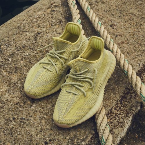 Overkicks - Yeezy Boost 350 V2 Antlia (Non-Reflective) (FV3250) - vista superior