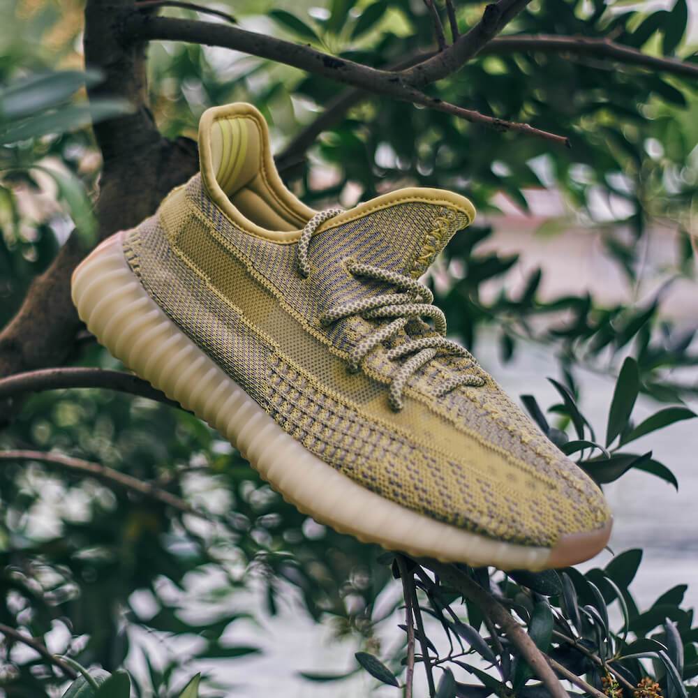 Overkicks - Yeezy Boost 350 V2 Antlia (Non-Reflective) (FV3250) - detalle talon