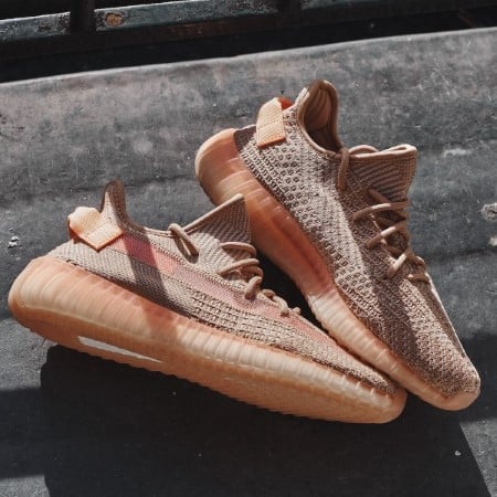 Overkicks - Yeezy Boost 350 V2 Clay (EG7490) - detalle talon