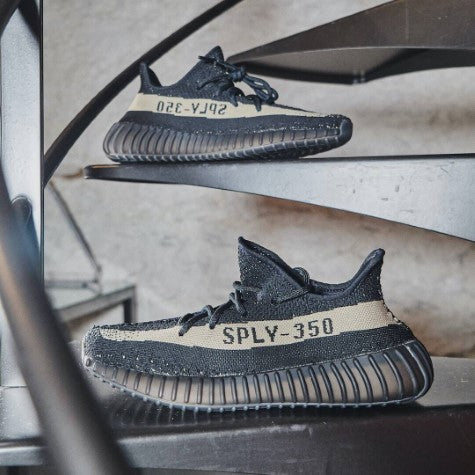 Overkicks - Yeezy Boost 350 V2 Core Black Green (BY9611) - detalle talon