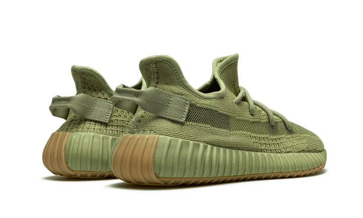 Overkicks - Yeezy Boost 350 V2 Sulfur (FY5346) - par completo
