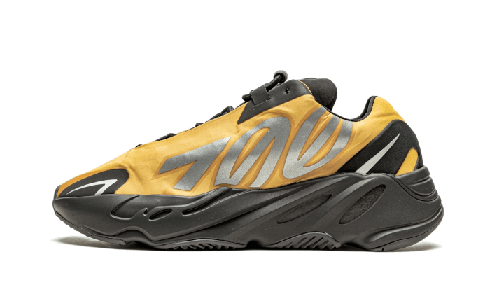 Overkicks - Yeezy Boost 700 MNVN Honey Flux (GZ0717) - vista lateral