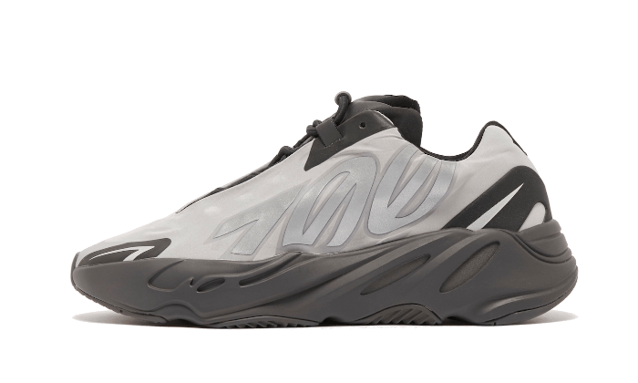 Overkicks - Yeezy Boost 700 MNVN Metallic (GW9524) - vista lateral