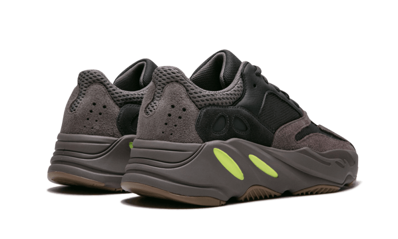 Overkicks - Yeezy Boost 700 Mauve (EE9614) - par completo