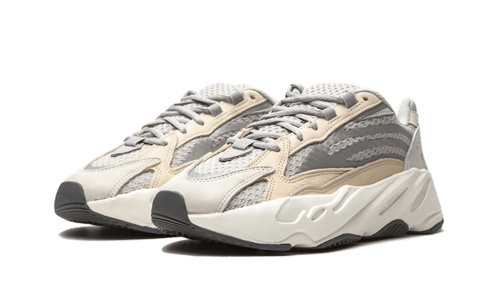 Overkicks - Yeezy Boost 700 V2 Cream (GY7924) - vista trasera
