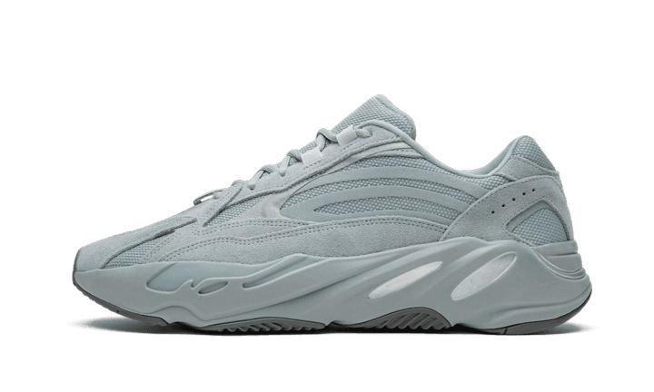 Overkicks - Yeezy Boost 700 V2 Hospital Blue (FV8424) - vista lateral