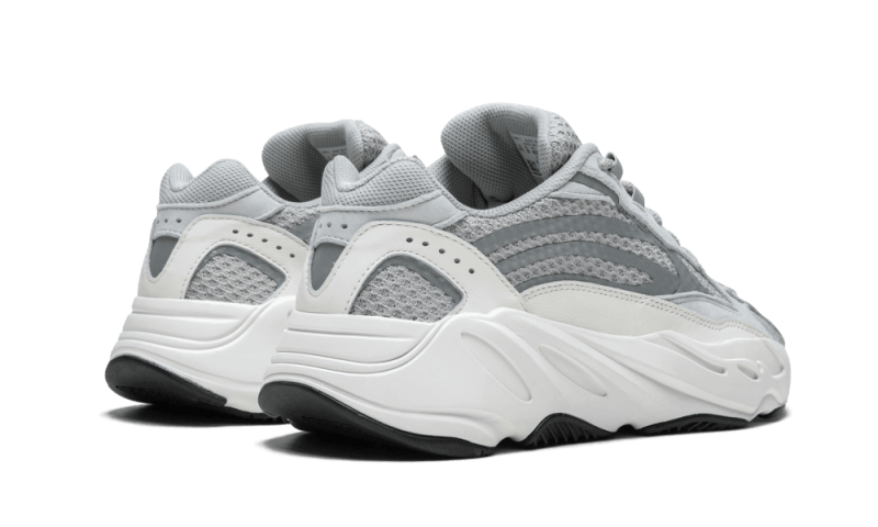 Overkicks - Yeezy Boost 700 V2 Static (EF2829) - par completo
