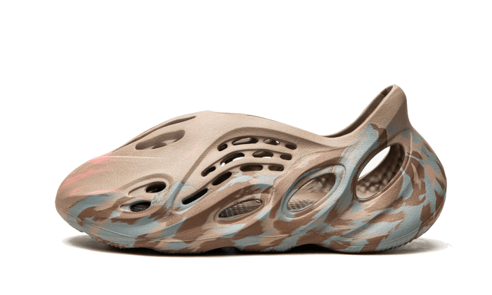 Overkicks - Yeezy Foam RNNR MX Sand Grey (GY3969) - vista lateral