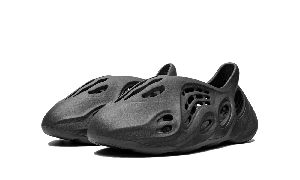 Overkicks - Yeezy Foam RNR Onyx (HP8739) - vista trasera