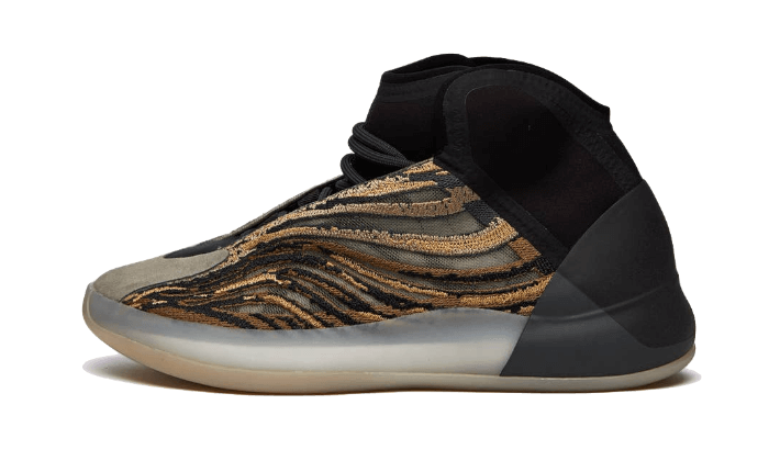 Overkicks - Yeezy QNTM Amber Tint (GX1331) - vista lateral