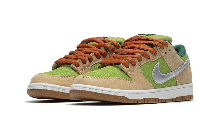 SB Dunk Low Escargot